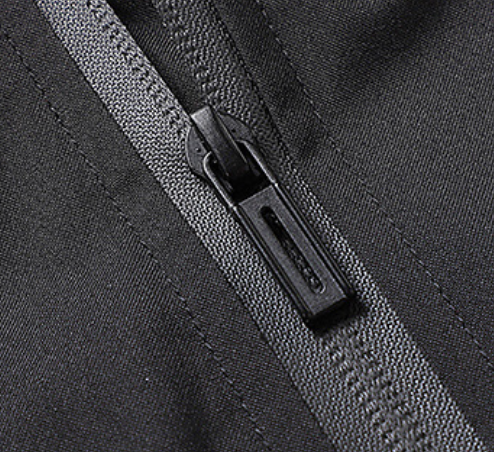 Black white windbreaker zip Black white windbreaker zip